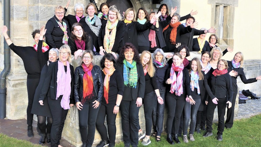 Gruppenfoto vom a-capella Chor CHORal total